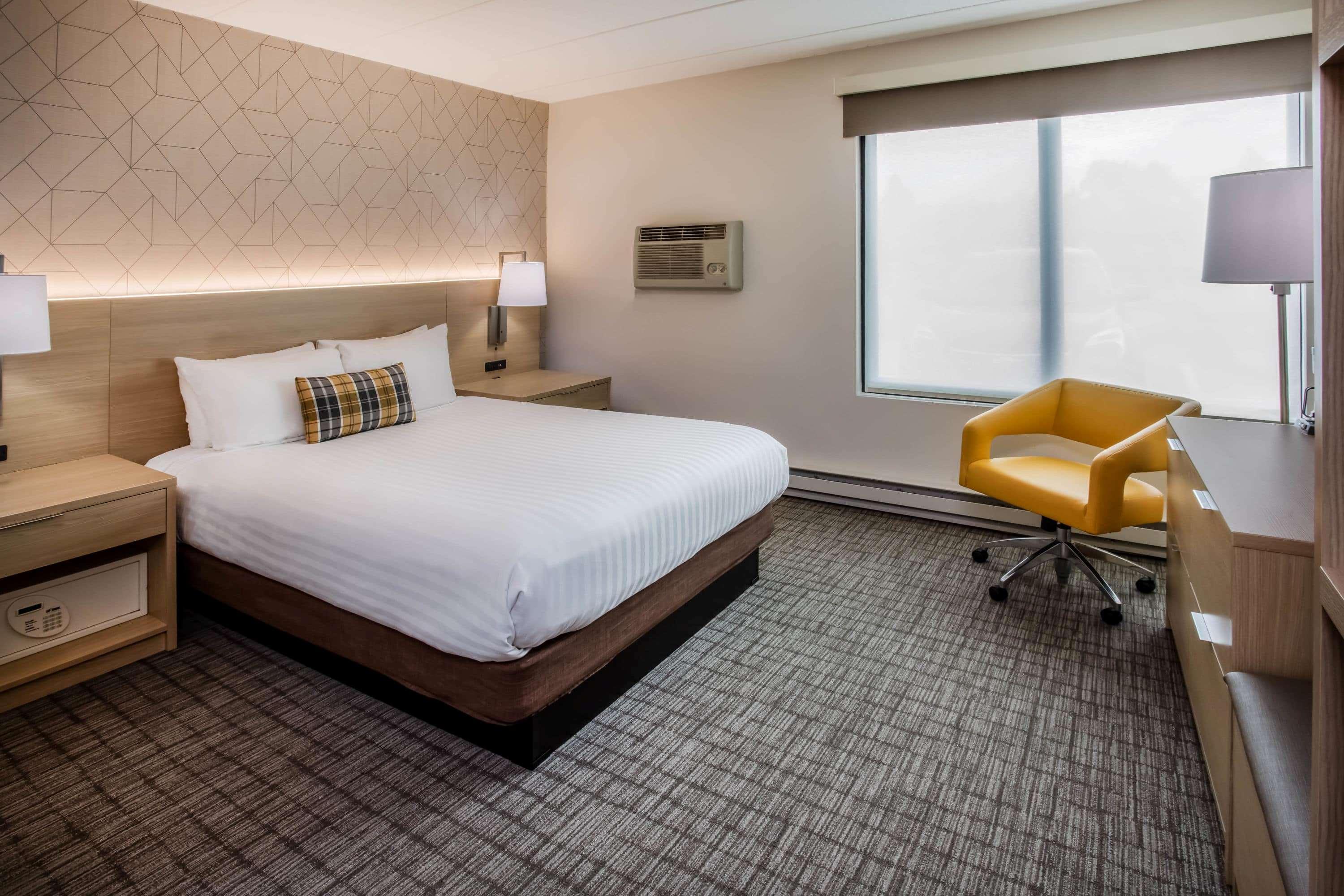 Days Inn & Suites By Wyndham Duluth By The Mall Zewnętrze zdjęcie