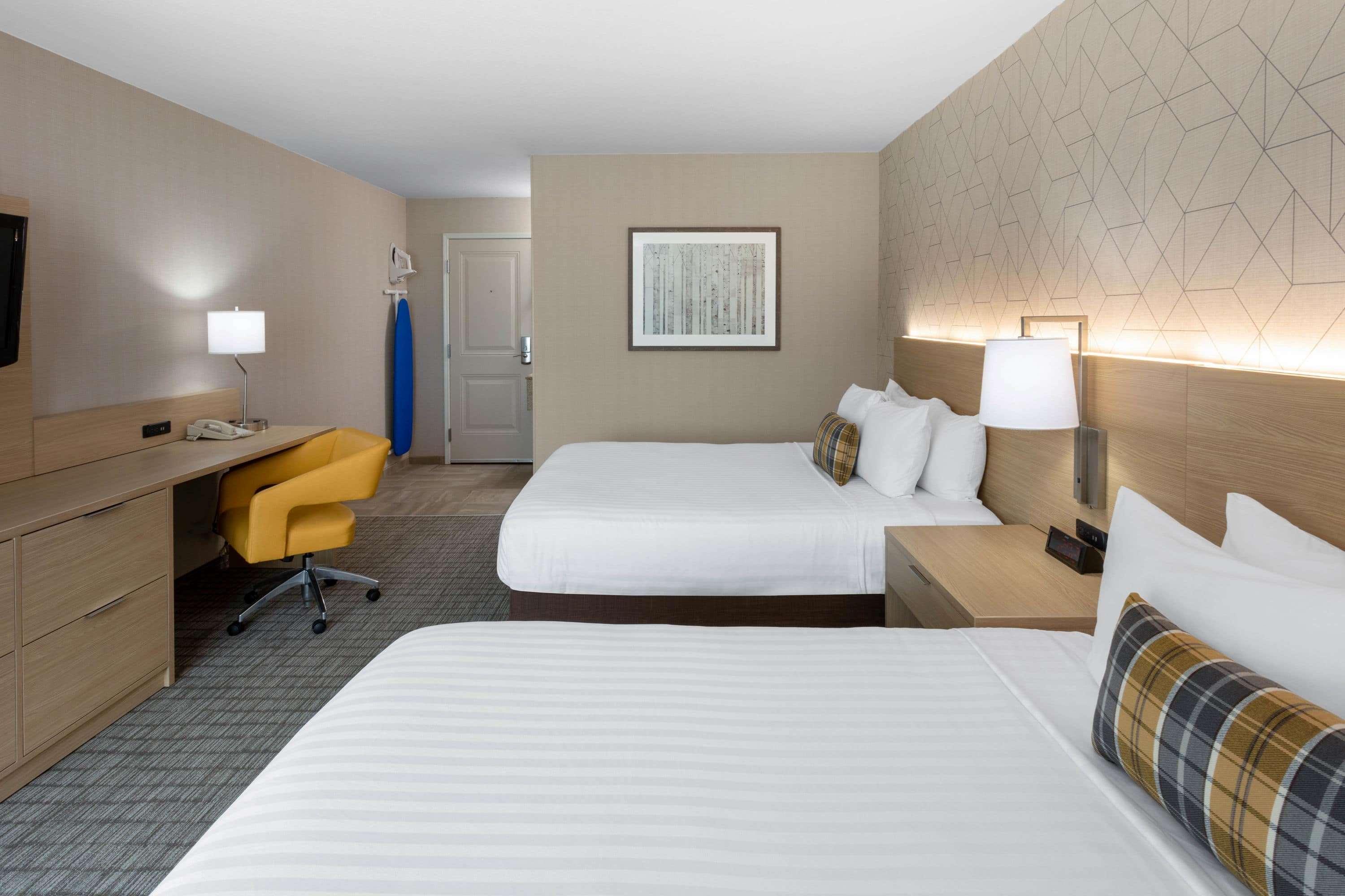 Days Inn & Suites By Wyndham Duluth By The Mall Zewnętrze zdjęcie