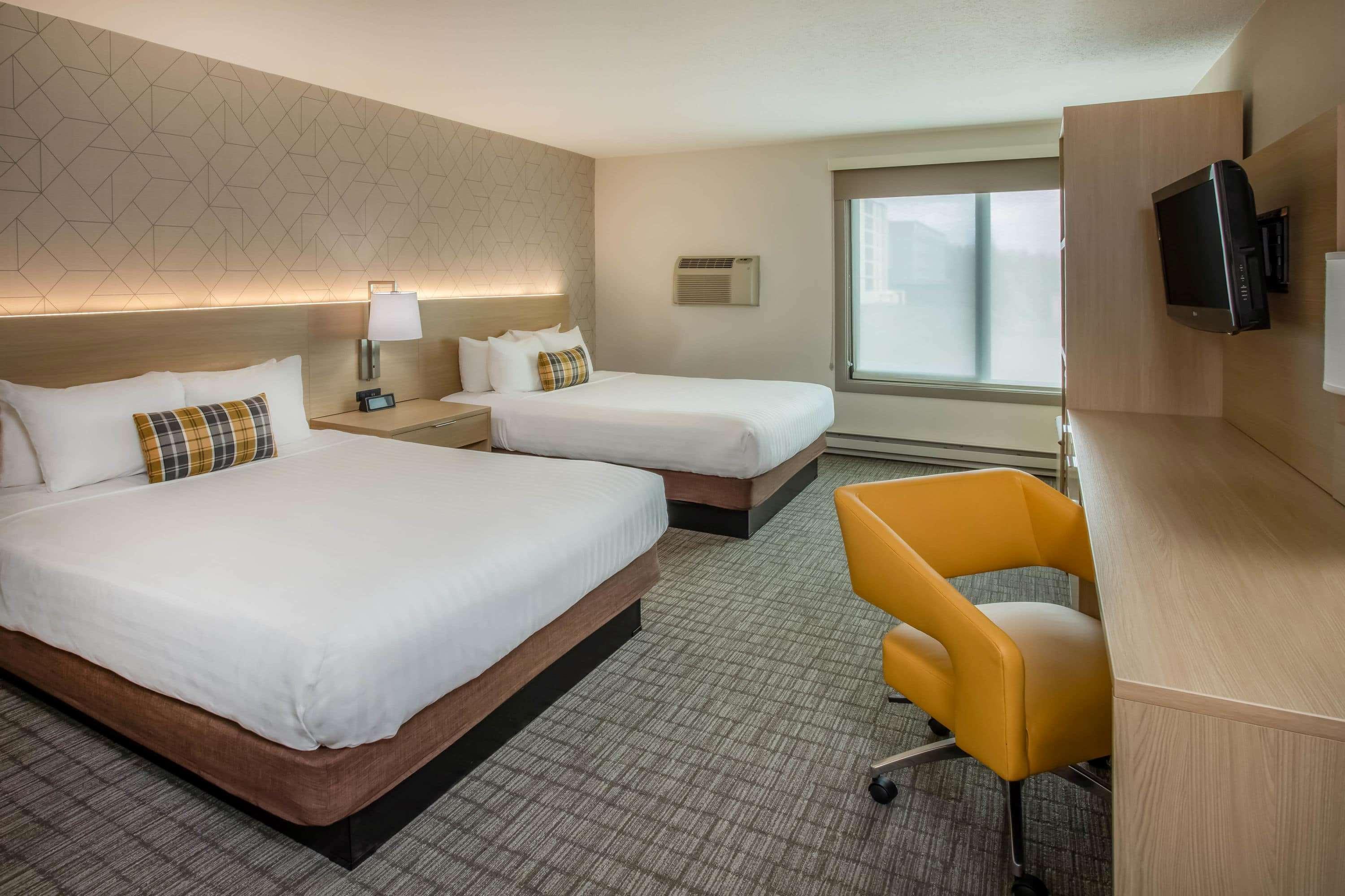 Days Inn & Suites By Wyndham Duluth By The Mall Zewnętrze zdjęcie