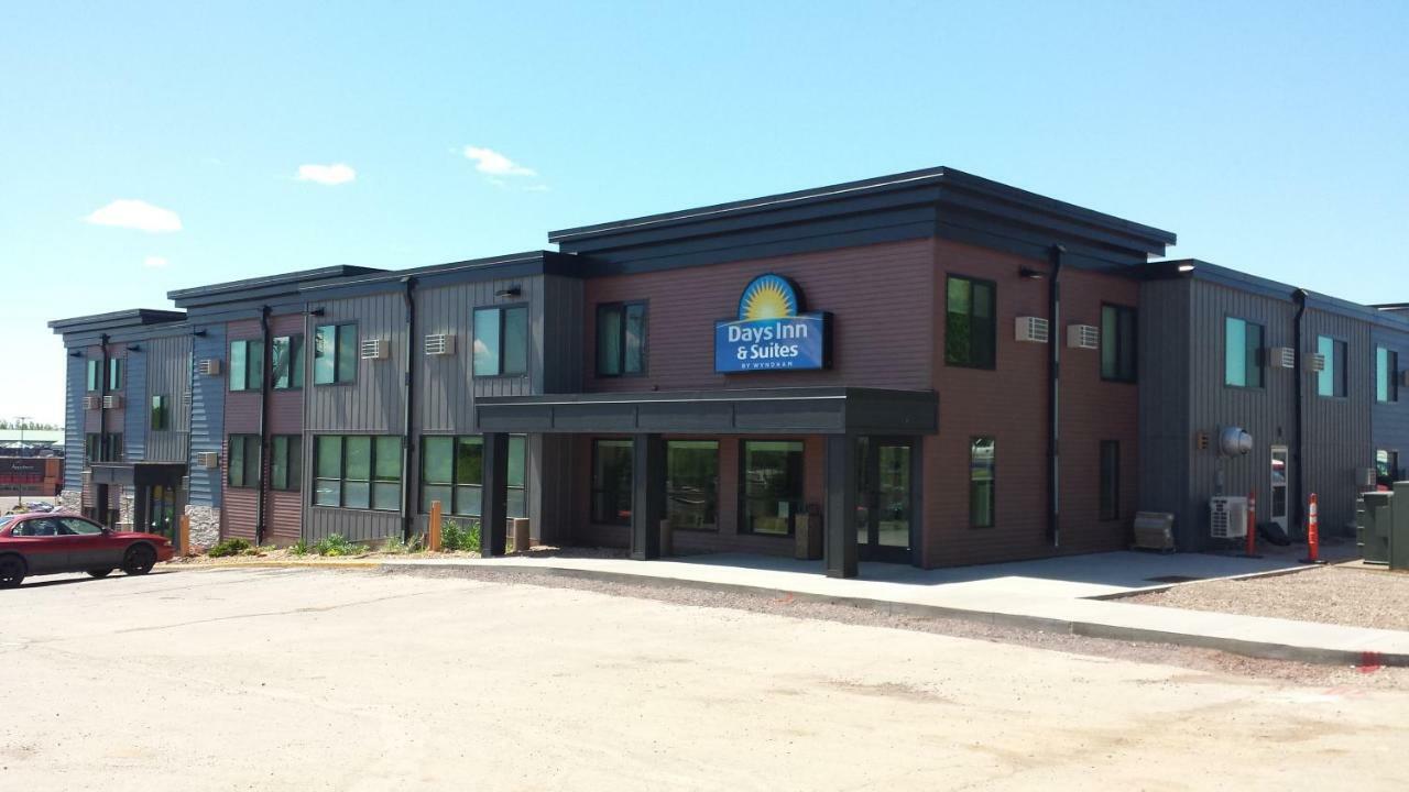 Days Inn & Suites By Wyndham Duluth By The Mall Zewnętrze zdjęcie