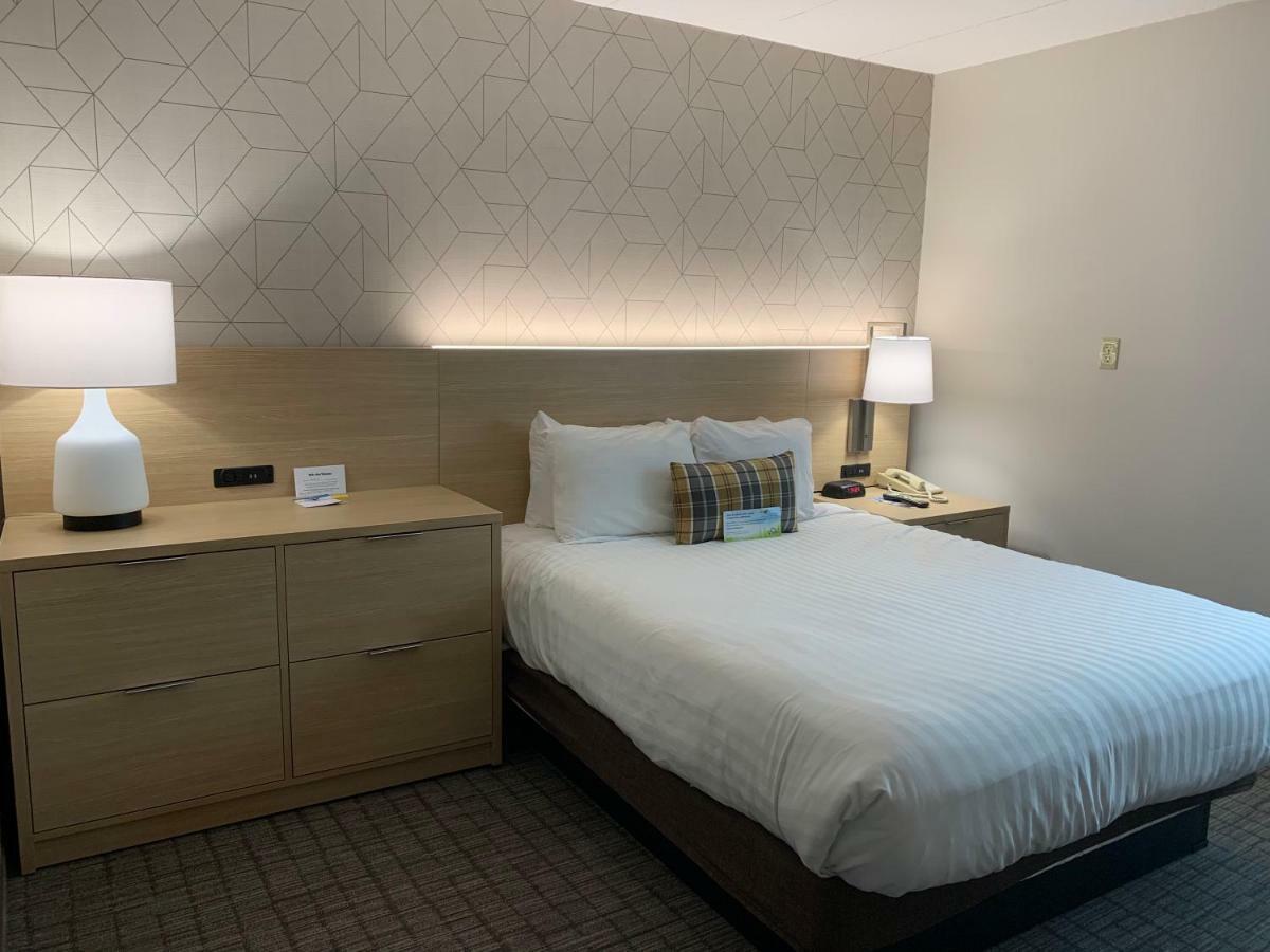 Days Inn & Suites By Wyndham Duluth By The Mall Zewnętrze zdjęcie