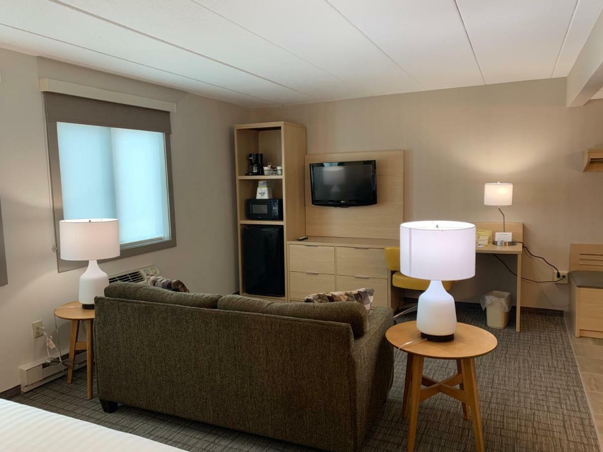 Days Inn & Suites By Wyndham Duluth By The Mall Zewnętrze zdjęcie