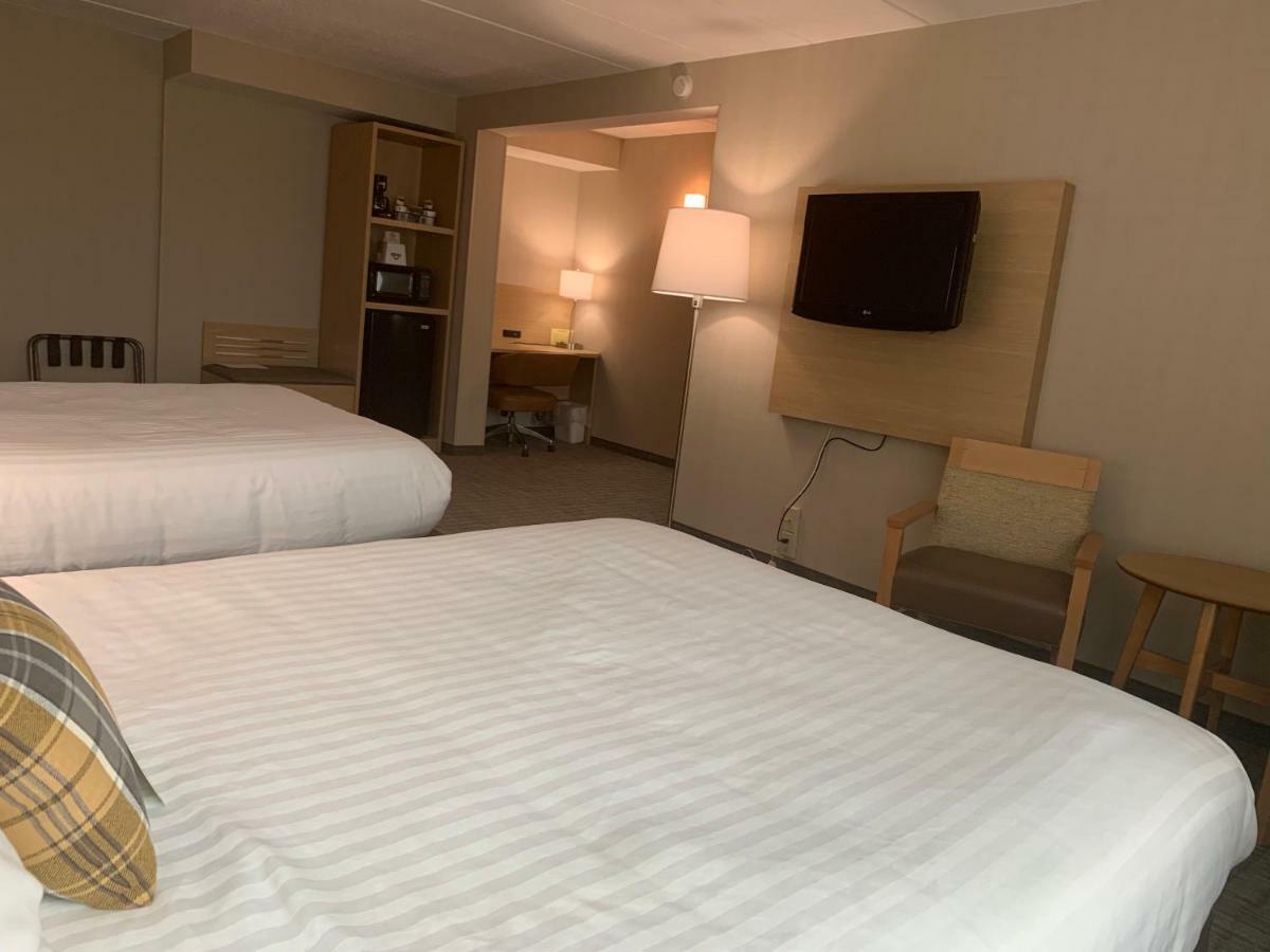 Days Inn & Suites By Wyndham Duluth By The Mall Zewnętrze zdjęcie