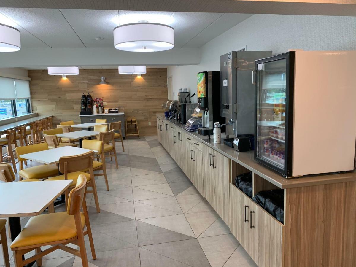 Days Inn & Suites By Wyndham Duluth By The Mall Zewnętrze zdjęcie